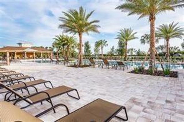 11818 SKY ACRES TERRACE, Bradenton, FL 34211