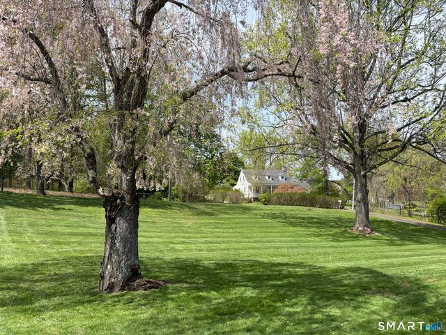 4401 Ridge Road, North Haven, CT 06473