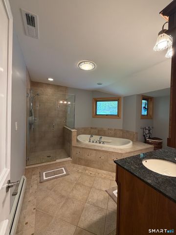 4401 Ridge Road, North Haven, CT 06473