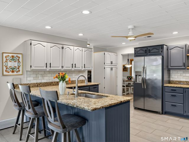 4401 Ridge Road, North Haven, CT 06473