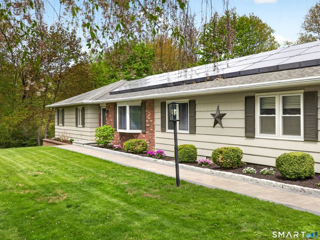 4401 Ridge Road, North Haven, CT 06473