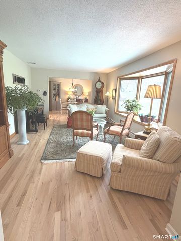 4401 Ridge Road, North Haven, CT 06473