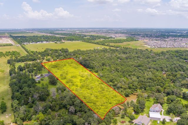 420 Cemetery Road, League City, TX 77539