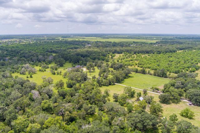 420 Cemetery Road, League City, TX 77539