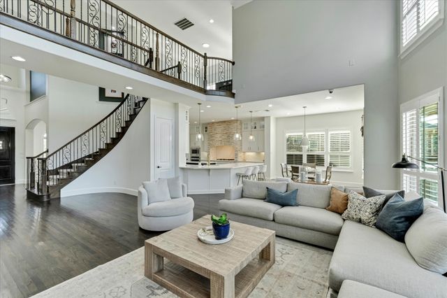 309 Saint Tropez Drive, Southlake, TX 76092