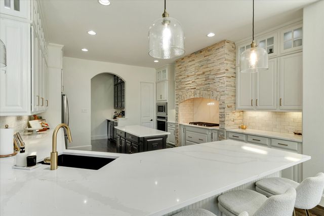 309 Saint Tropez Drive, Southlake, TX 76092