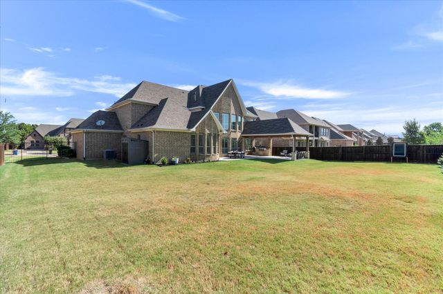 309 Saint Tropez Drive, Southlake, TX 76092