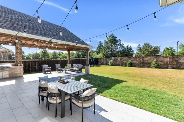 309 Saint Tropez Drive, Southlake, TX 76092