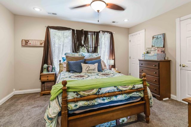 90 Briar Lane, London, KY 40741