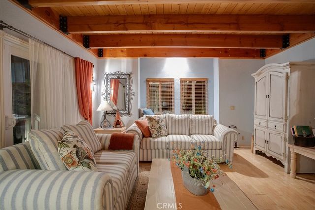 27720 St Bernard Lane, Lake Arrowhead, CA 92352