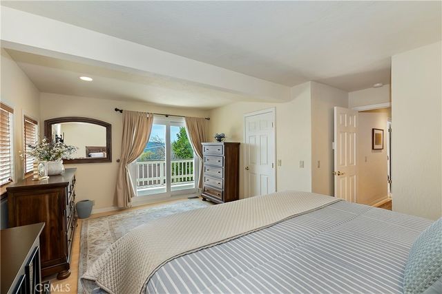 27720 St Bernard Lane, Lake Arrowhead, CA 92352