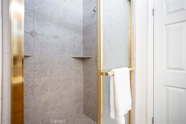 27720 St Bernard Lane, Lake Arrowhead, CA 92352