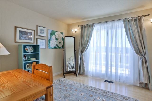 27720 St Bernard Lane, Lake Arrowhead, CA 92352