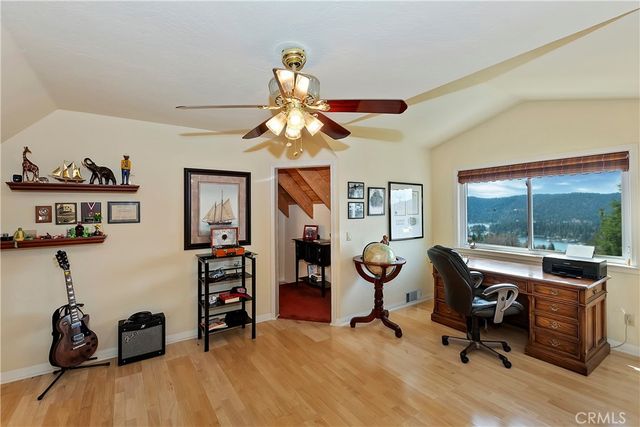 27720 St Bernard Lane, Lake Arrowhead, CA 92352