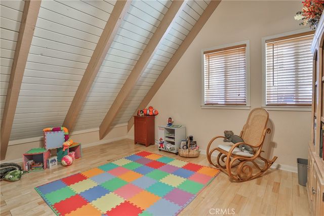 27720 St Bernard Lane, Lake Arrowhead, CA 92352