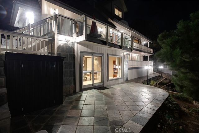 27720 St Bernard Lane, Lake Arrowhead, CA 92352