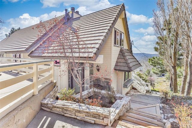 27720 St Bernard Lane, Lake Arrowhead, CA 92352