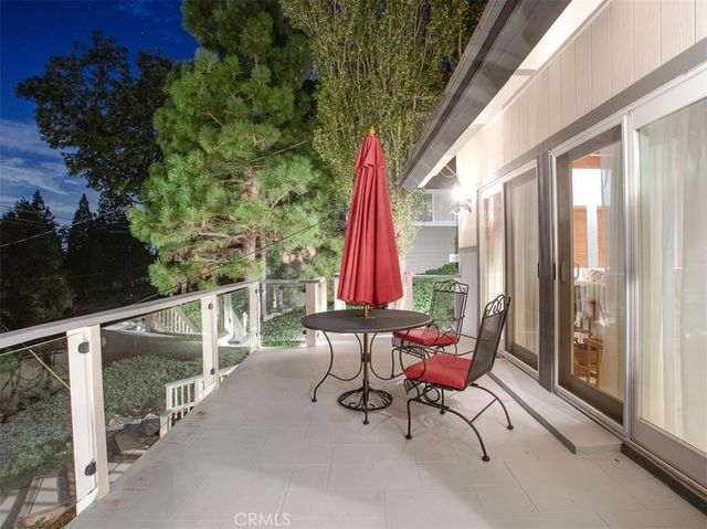 27720 St Bernard Lane, Lake Arrowhead, CA 92352