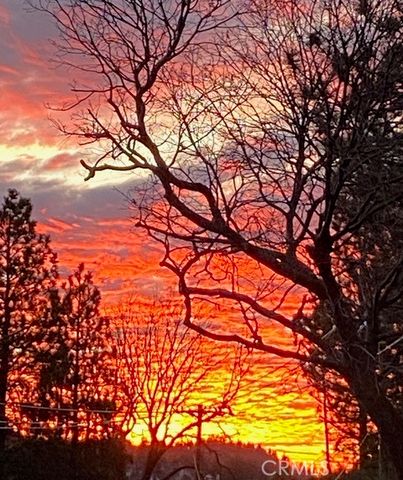 27720 St Bernard Lane, Lake Arrowhead, CA 92352