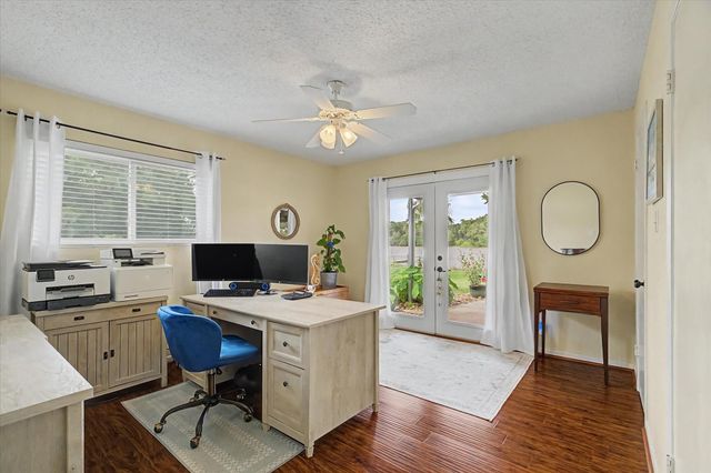 6041 Lazy Lane, Brazoria, TX 77422