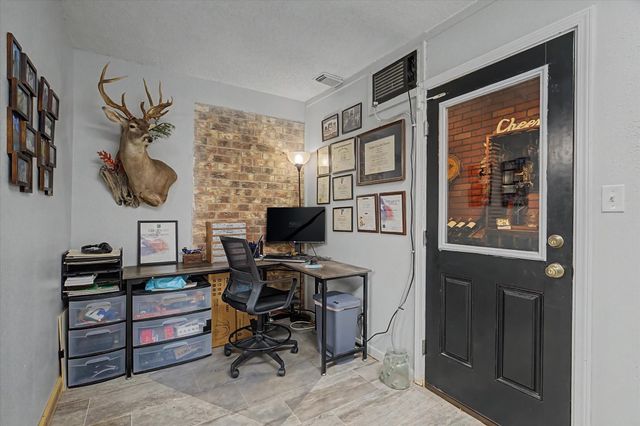 6041 Lazy Lane, Brazoria, TX 77422
