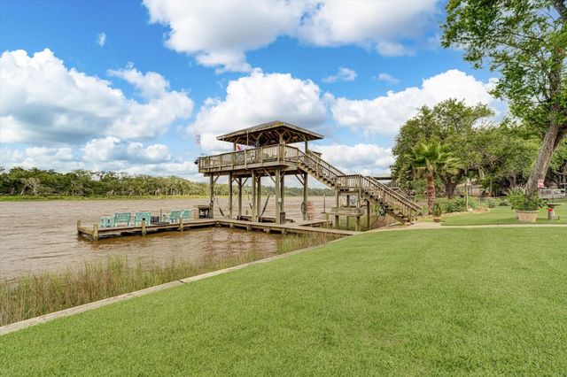 6041 Lazy Lane, Brazoria, TX 77422