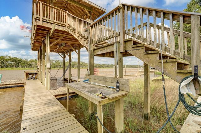 6041 Lazy Lane, Brazoria, TX 77422