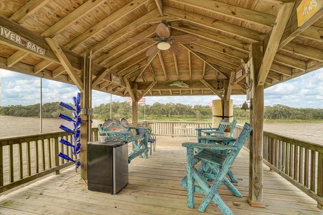 6041 Lazy Lane, Brazoria, TX 77422