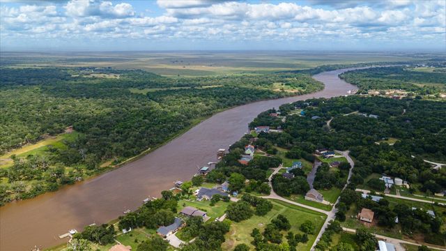 6041 Lazy Lane, Brazoria, TX 77422