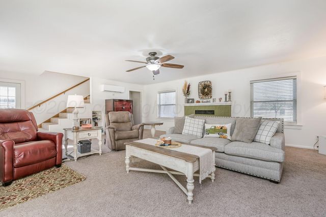 2000 3RD Avenue, Canyon, TX 79015