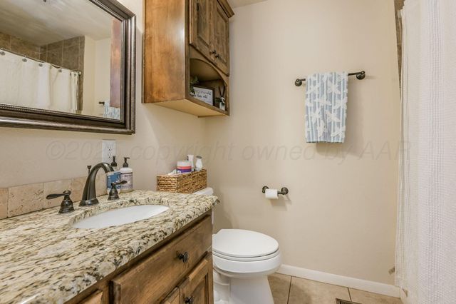 2000 3RD Avenue, Canyon, TX 79015