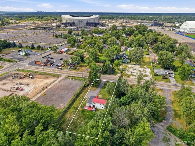 5227 Big Tree Road, Orchard Park, NY 14127