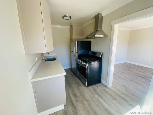 297 S Mollison Ave, El Cajon, CA 92020