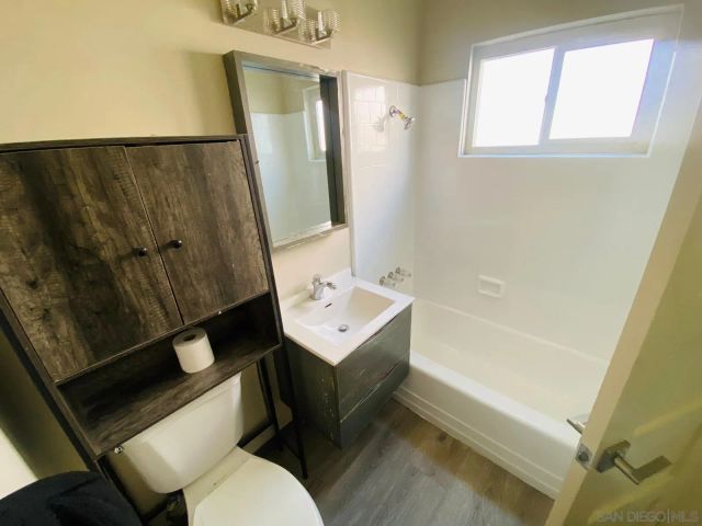 297 S Mollison Ave, El Cajon, CA 92020
