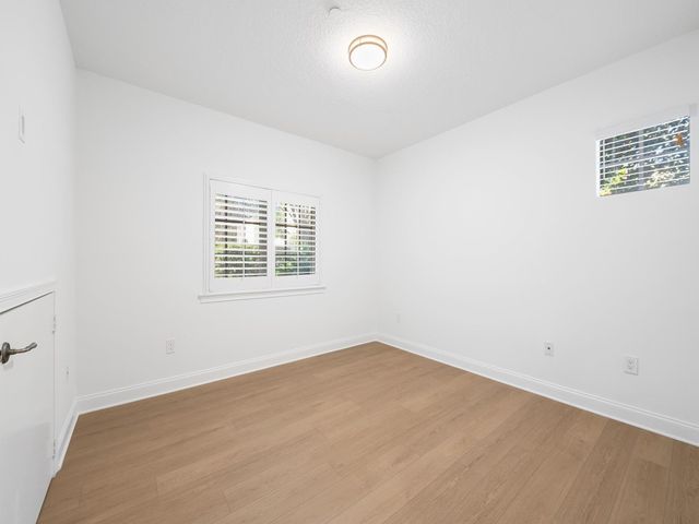 510 SE 7th Street 401, Fort Lauderdale, FL 33301