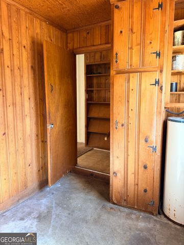 203 E Dixie Highway, Rutledge, GA 30663