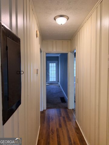 203 E Dixie Highway, Rutledge, GA 30663