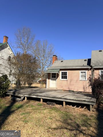 203 E Dixie Highway, Rutledge, GA 30663