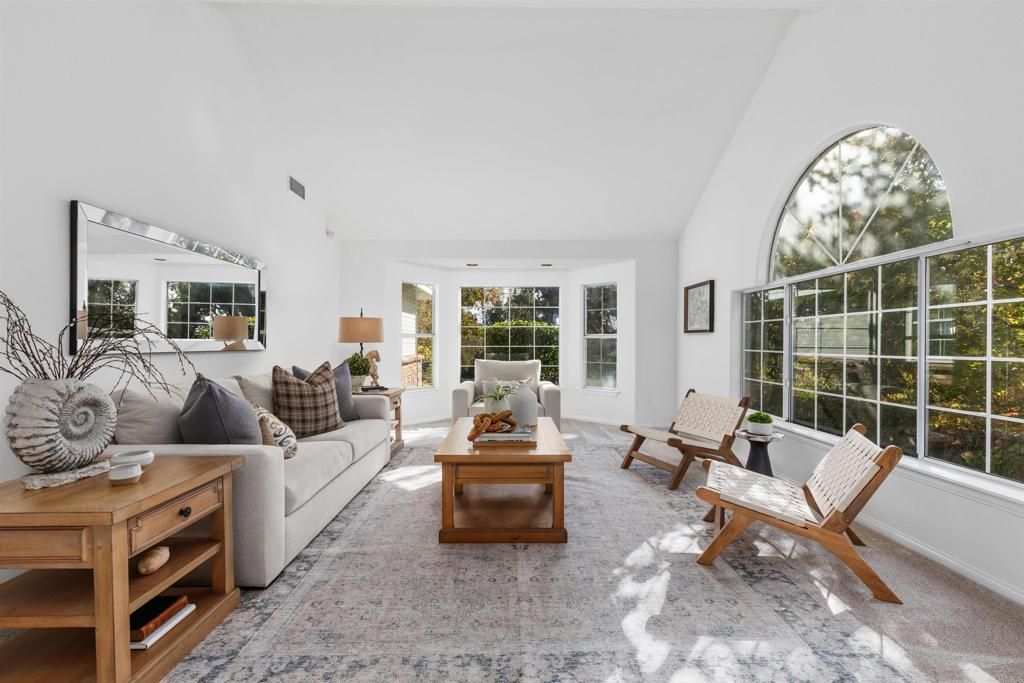 1474 Via Encinos Drive, Fallbrook, CA 92028