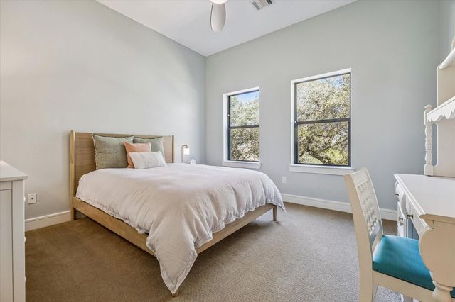 3833 Drummond Street, Houston, TX 77025