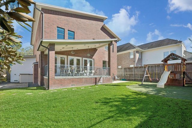 3833 Drummond Street, Houston, TX 77025