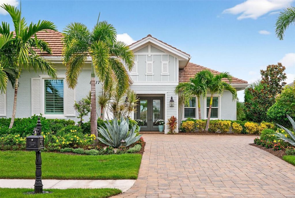 8217 PAVIA WAY, Bradenton, FL 34202