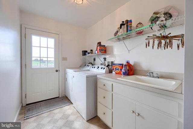 108 MEETINGHOUSE RD, Gap, PA 17527