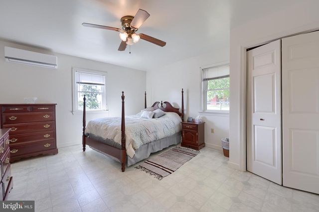 108 MEETINGHOUSE RD, Gap, PA 17527