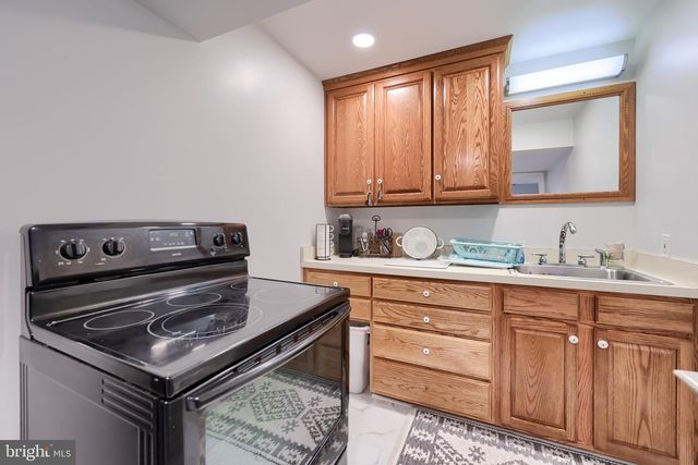 108 MEETINGHOUSE RD, Gap, PA 17527