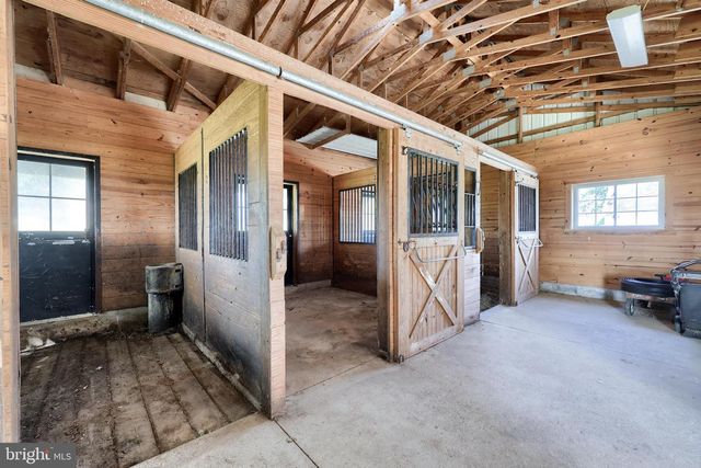 108 MEETINGHOUSE RD, Gap, PA 17527