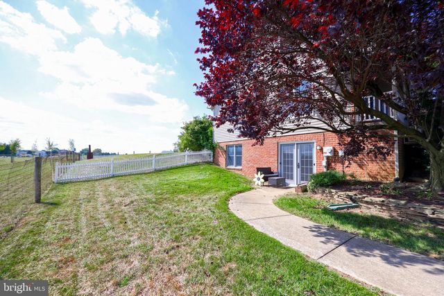 108 MEETINGHOUSE RD, Gap, PA 17527