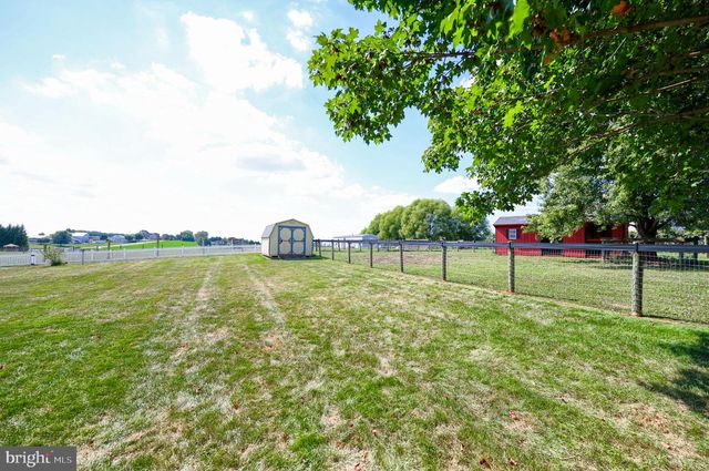 108 MEETINGHOUSE RD, Gap, PA 17527