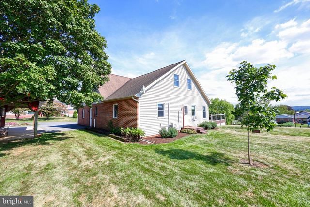 108 MEETINGHOUSE RD, Gap, PA 17527