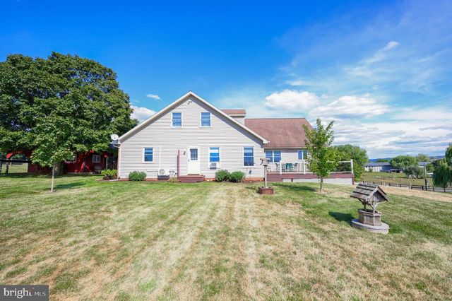 108 MEETINGHOUSE RD, Gap, PA 17527